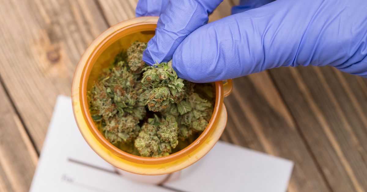 Refundowana medyczna marihuana